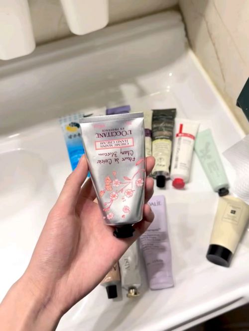 分享精致女孩最爱的五款护手霜OG真人游戏护手霜推荐第一名(图4)