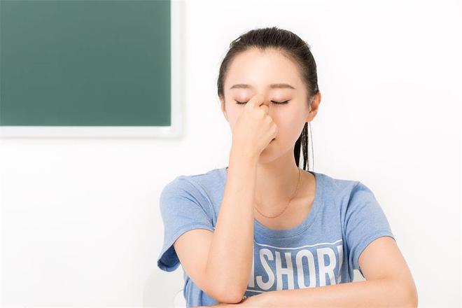 泄露者学会这几招更显年轻OG网站眼睛年龄的秘密(图3)