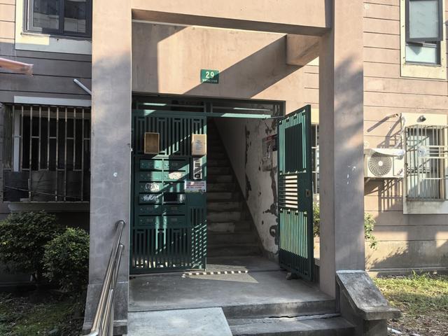 政府早年统一改造实事工程该如何“善后”OG真人浦东多个小区门禁同时瘫痪又是(图5)