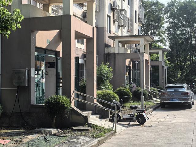 政府早年统一改造实事工程该如何“善后”OG真人浦东多个小区门禁同时瘫痪又是(图6)